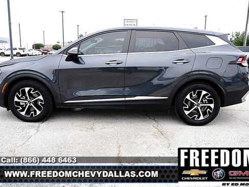 Used 2024 Kia Sportage EX FWD image 4