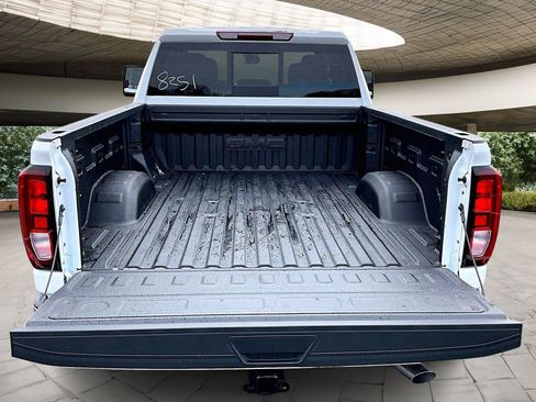 New 2026 GMC Sierra 2500 SLE w/ SLE Value Package; AWD/4WD image 5