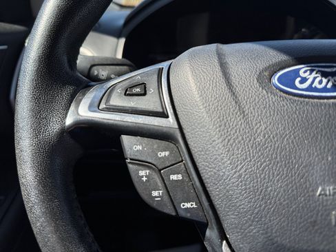 Used 2022 Ford Edge SEL AWD/4WD image 26