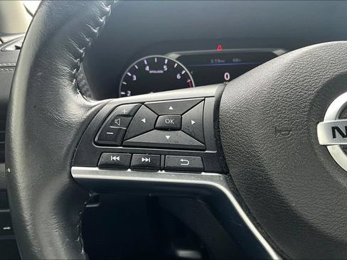 Used 2023 Nissan Sentra SV FWD image 10