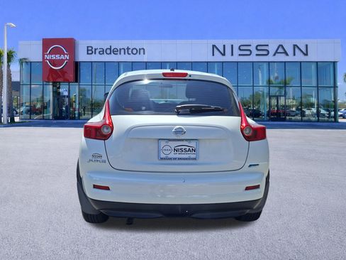 Used 2013 Nissan Juke S FWD image 6