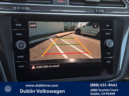 Certified 2022 Volkswagen Tiguan SE FWD image 15