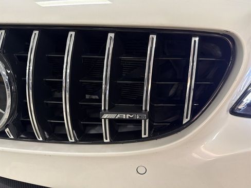 Used 2017 Mercedes-Benz C 63 AMG S image 4