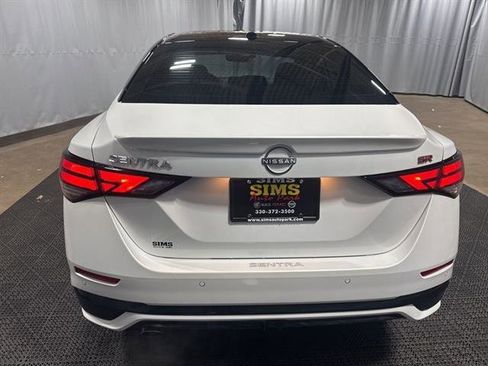 Used 2024 Nissan Sentra SR w/ SR Premium Package image 11