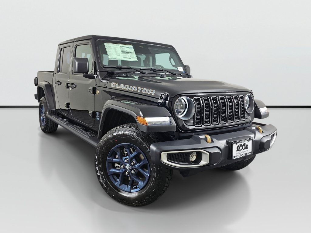 New 2026 Jeep Gladiator Sport AWD/4WD image 1