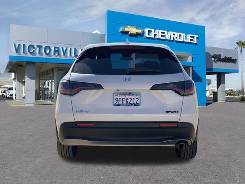 Used 2023 Honda HR-V Sport image 5