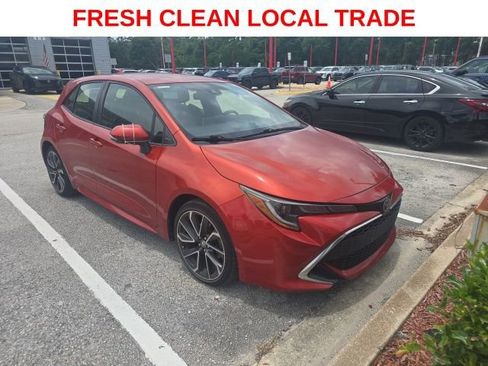 Used 2019 Toyota Corolla XSE FWD image 1
