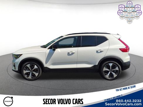 Certified 2023 Volvo XC40 B5 Plus w/ Protection Package Premier AWD/4WD image 10