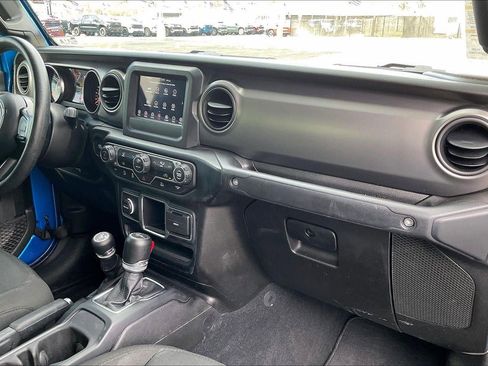 Used 2023 Jeep Gladiator Sport w/ Trailer Tow Package image 20