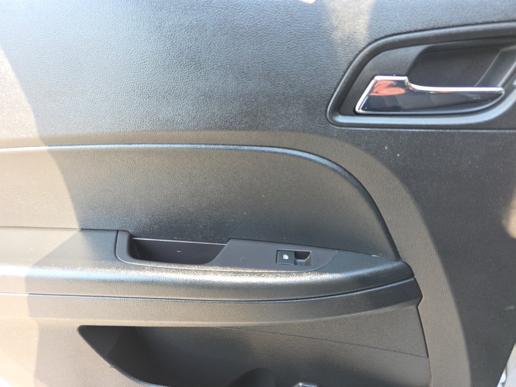 Used 2016 GMC Terrain SLE FWD image 18
