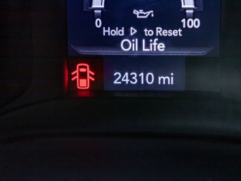 Used 2021 RAM 2500 Lone Star image 18