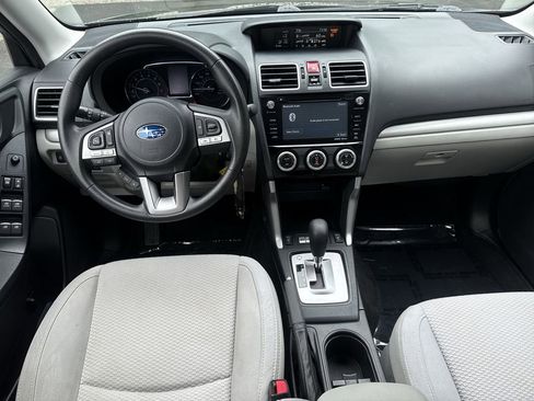 Used 2017 Subaru Forester 2.5i Premium AWD/4WD image 22