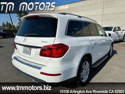 Used 2014 Mercedes-Benz GL 450 4MATIC image 24