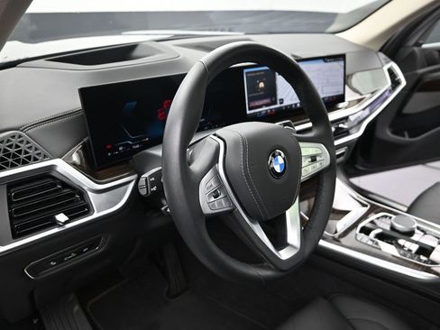 Used 2026 BMW X7 xDrive40i AWD/4WD image 14