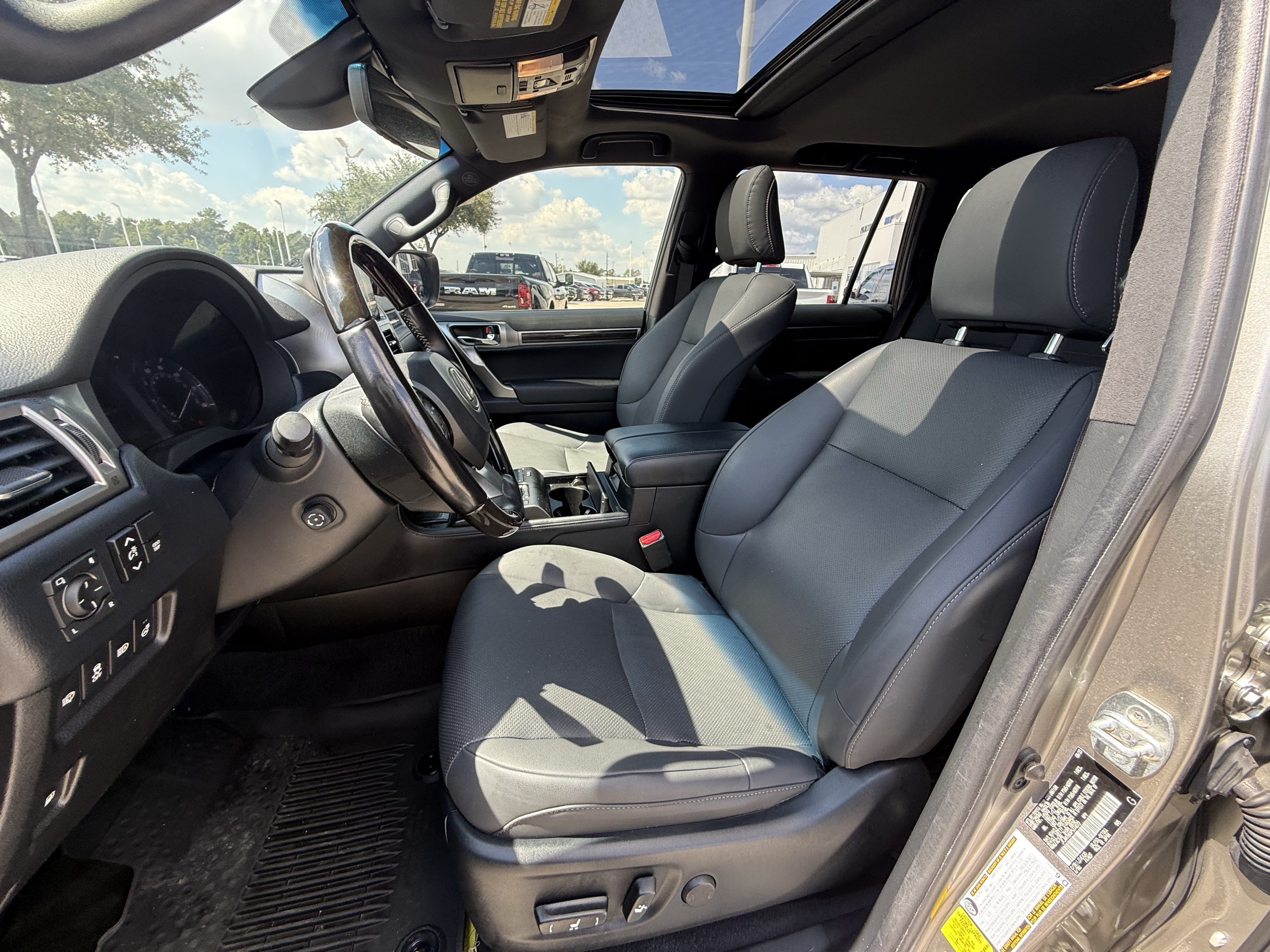 Used 2023 Lexus GX 460 Premium w/ Premium Plus Package AWD/4WD image 30