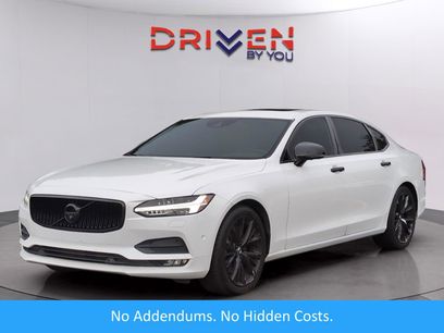 Used 2018 Volvo S90 T6 Momentum w/ Convenience Package