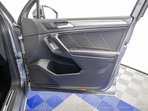 Used 2024 Volkswagen Tiguan Wolfsburg Edition image 17