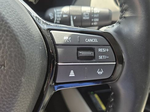 Used 2025 Honda HR-V EX-L image 26