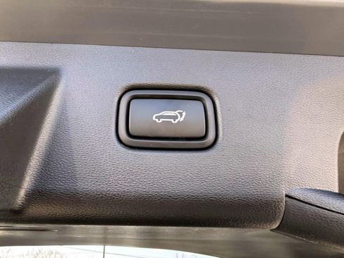 Certified 2025 Hyundai Tucson SEL image 8