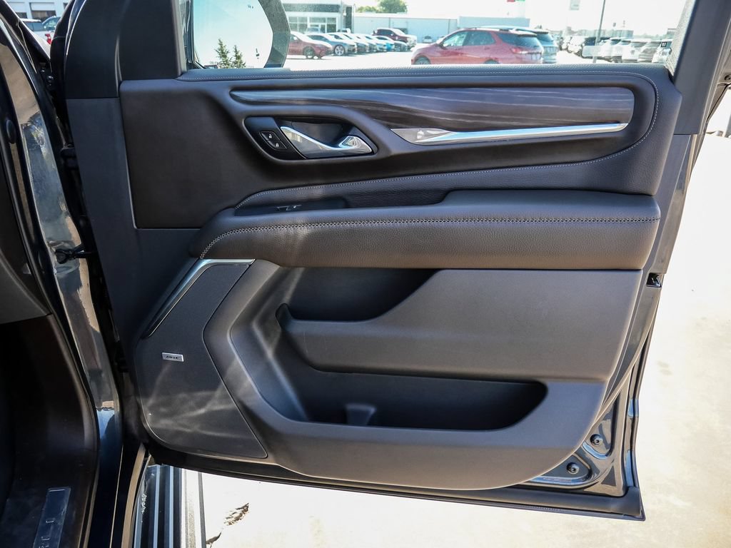 Used 2021 GMC Yukon Denali w/ Denali Premium Package RWD image 22