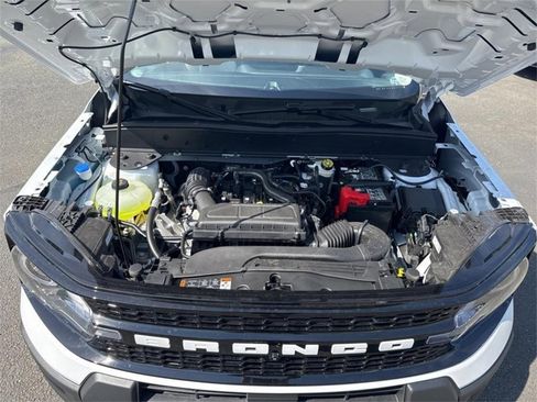 New 2025 Ford Bronco Sport Outer Banks w/ Outer Banks Tech Package+ image 23