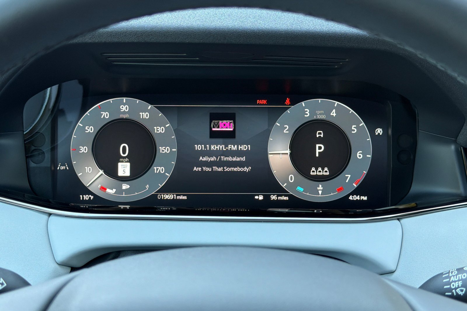 Used 2025 Land Rover Range Rover Evoque S AWD/4WD image 29