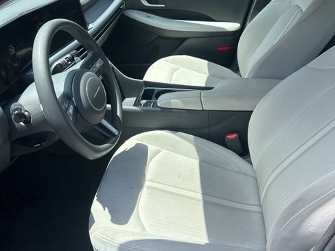 Used 2025 Hyundai Sonata SEL FWD image 8