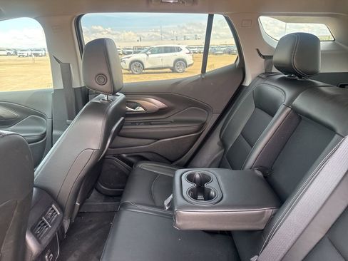 Used 2024 GMC Terrain SLT w/ Infotainment Package II AWD/4WD image 36