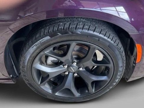 Used 2021 Chrysler 300 Touring w/ Sport Appearance Package image 20