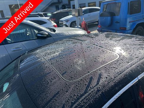 Used 2023 Mercedes-Benz C 300 Sedan image 10