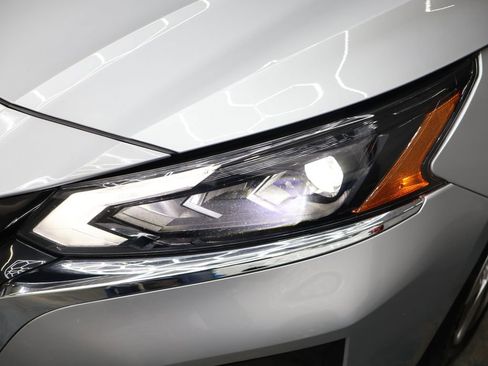 Used 2023 Nissan Altima 2.5 S FWD image 23