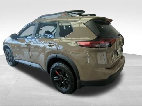 New 2026 Nissan Rogue SV image 4