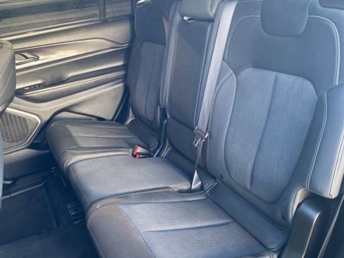 Used 2022 Jeep Grand Cherokee L Laredo w/ Luxury Tech Group I image 22