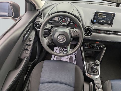 Used 2018 Toyota Yaris iA image 14