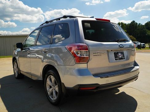 Used 2016 Subaru Forester 2.5i Premium w/ Protection Package #1 AWD/4WD image 4