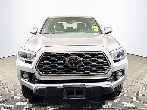 Certified 2023 Toyota Tacoma TRD Off-Road image 3