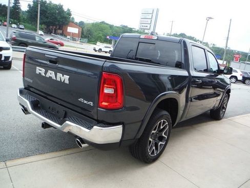 Used 2026 RAM 1500 Laramie AWD/4WD image 13