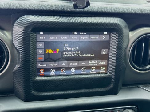 Used 2019 Jeep Wrangler Unlimited Sport S AWD/4WD image 11