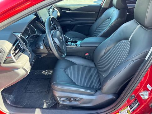 Used 2024 Toyota Camry SE w/ Audio Upgrade Package image 21