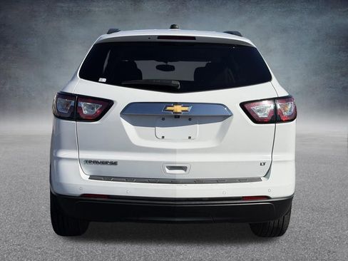 Used 2017 Chevrolet Traverse LT FWD image 5