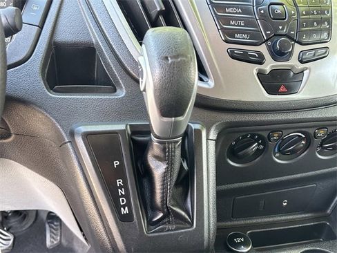 Used 2015 Ford Transit 150 XLT image 12