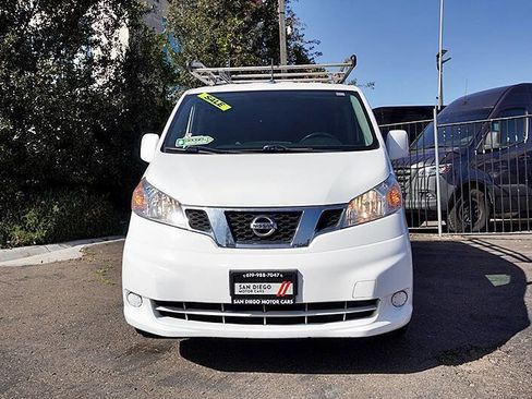 Used 2020 Nissan NV200 SV image 4