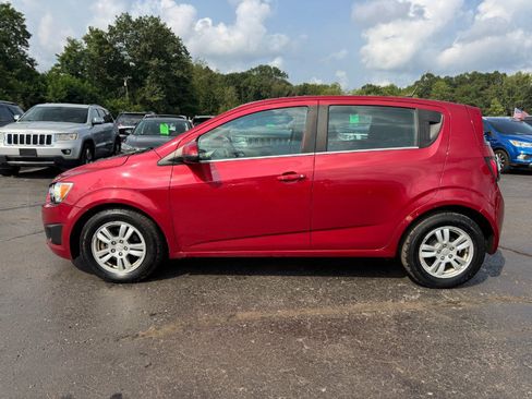Used 2013 Chevrolet Sonic LT FWD image 2