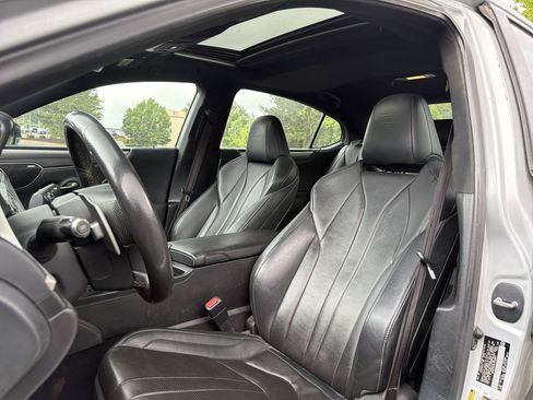 Used 2020 Lexus ES 350 F Sport w/ Accessory Package FWD image 7