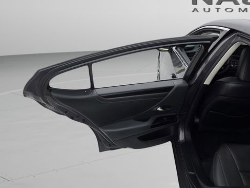 Certified 2022 Lexus ES 350 w/ Premium Package image 19