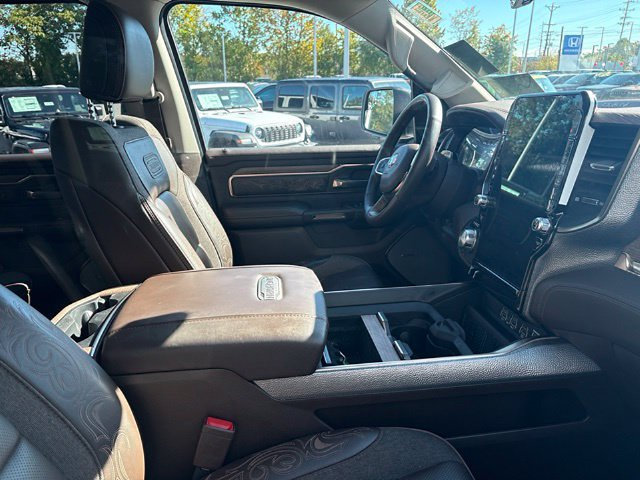 Used 2026 RAM 1500 Limited AWD/4WD image 9