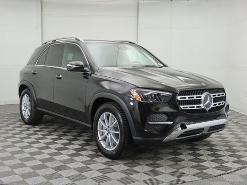 New 2026 Mercedes-Benz GLE 350 4MATIC image 3