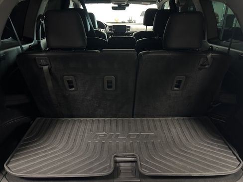 Used 2021 Honda Pilot Touring image 5