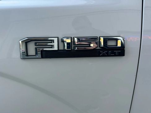 Used 2018 Ford F150 XLT w/ FX4 Off-Road Package image 17