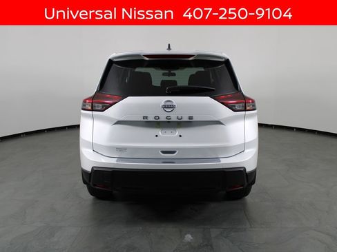 New 2026 Nissan Rogue SV FWD image 6